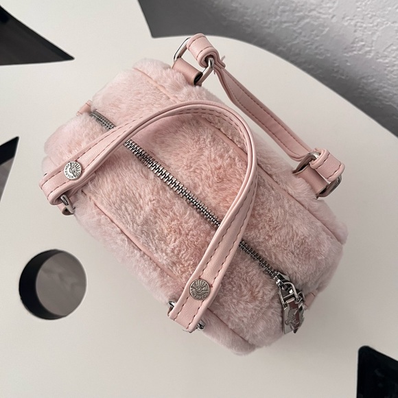 Von Dutch Pink Fur Small Bowling Bag - Picture 3 of 10